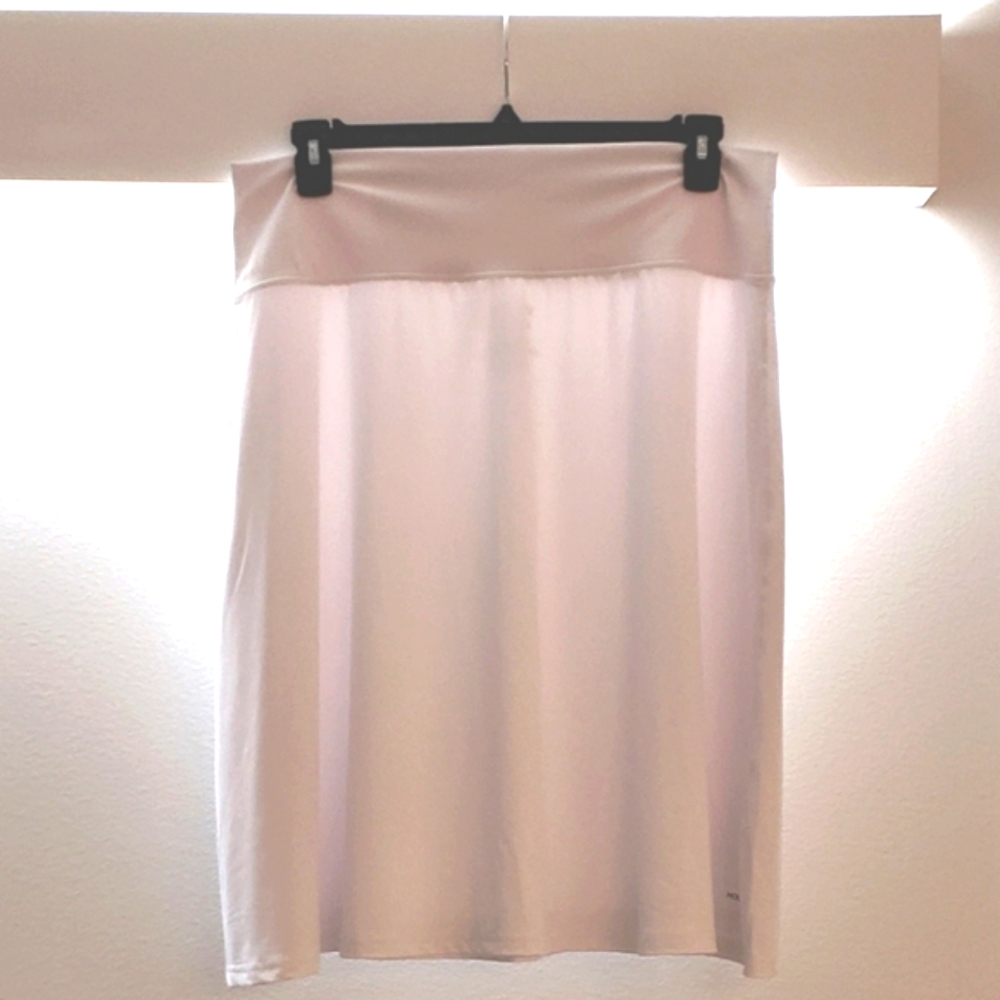 B7 Active White Tennis Skirt